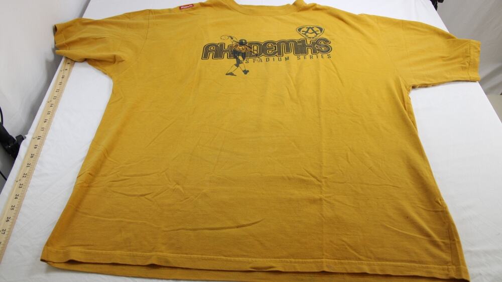 Akademiks Men's XXL Stadium Series Basketball Graphic T Shirt Yellow Cotton